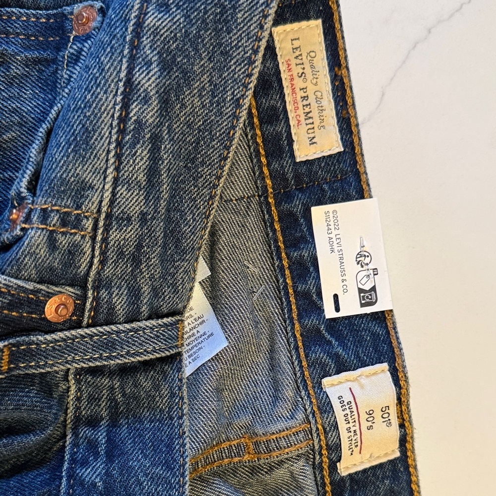 Levi's Women’s 501 ‘90s Lightweight 29x30